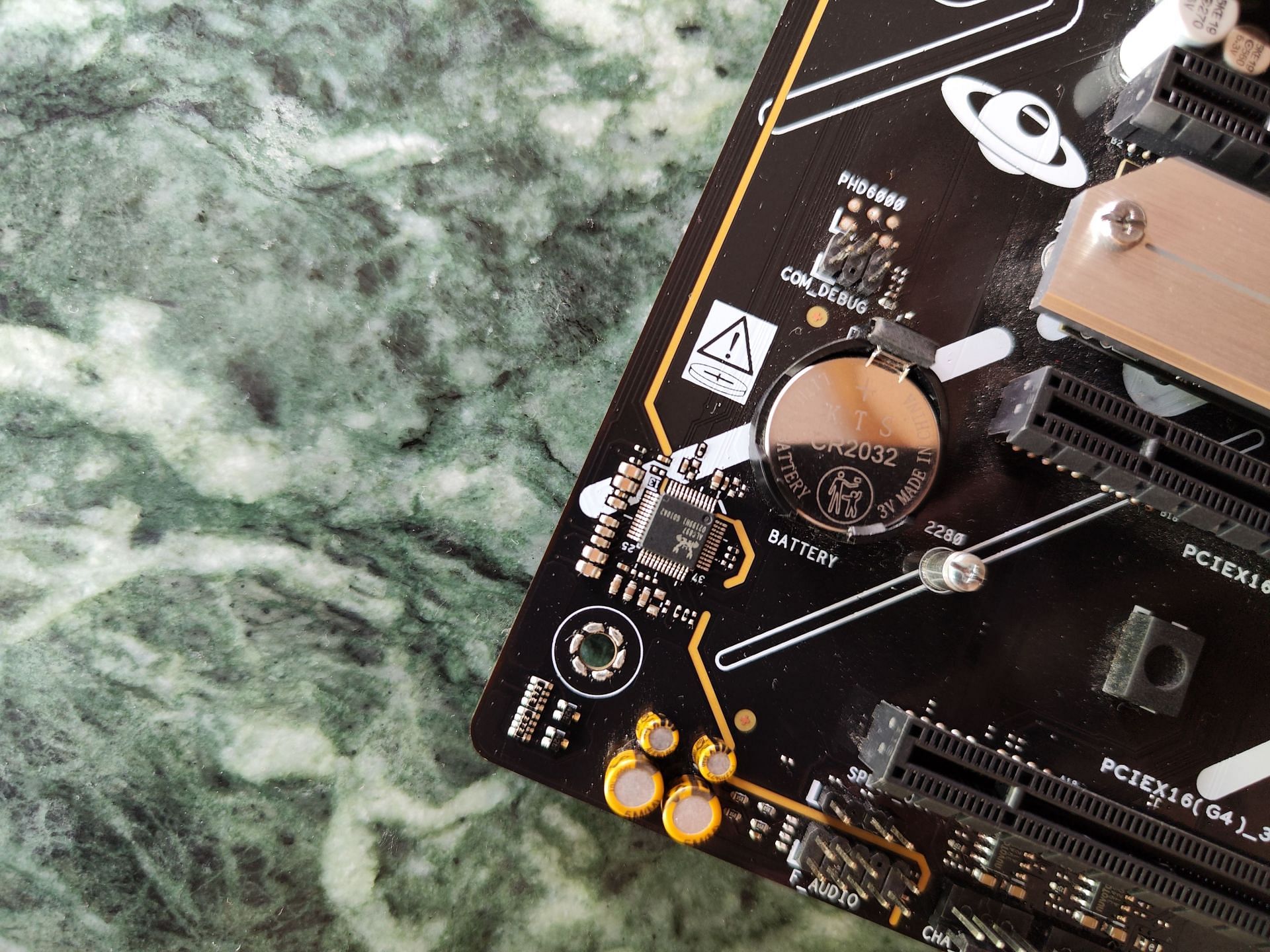 The audio chip has been cut down to the Realtek ALC897 (Image via Sportskeeda)